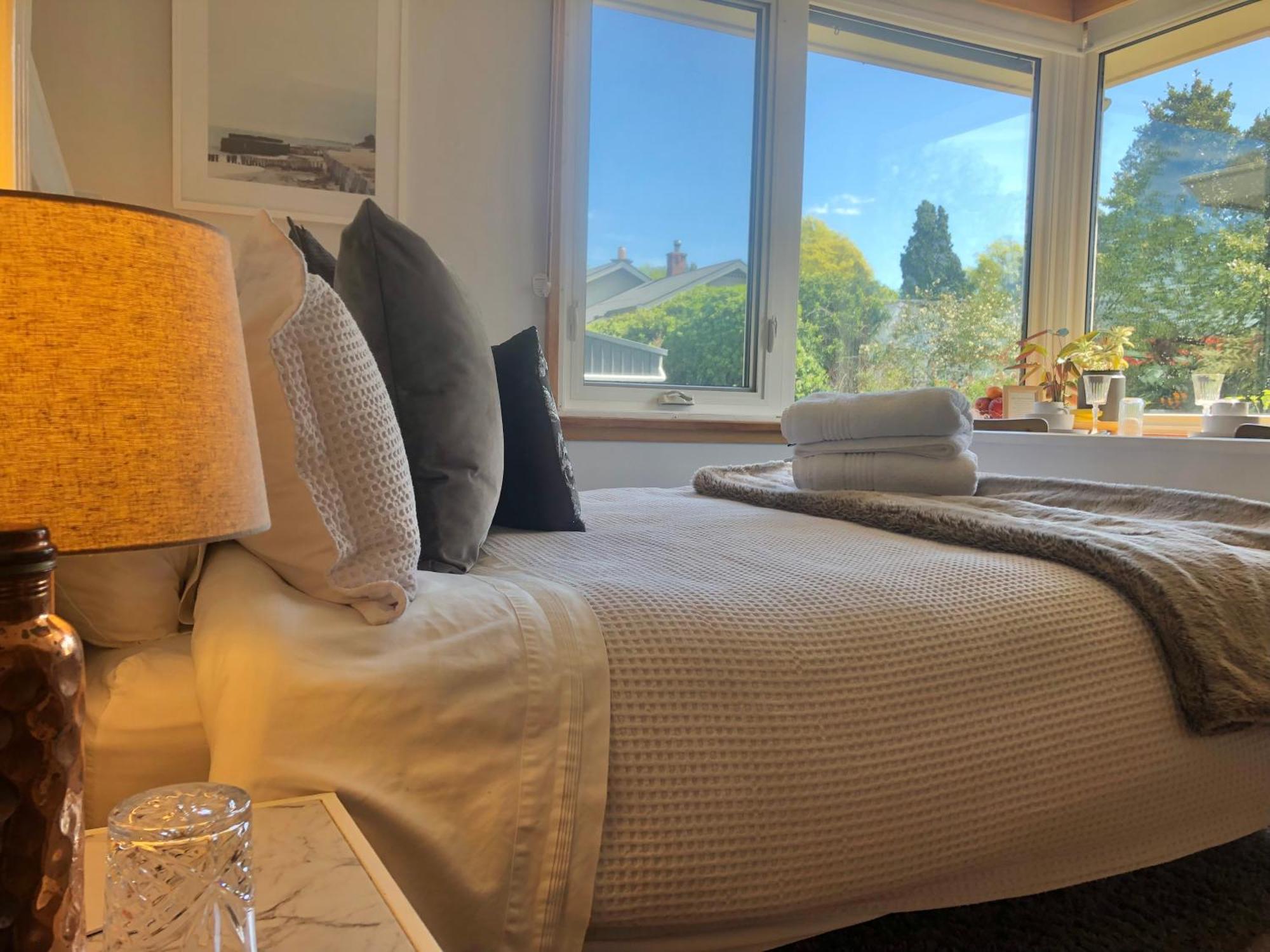Lovely Budget Vegan Homestay Launceston Exteriör bild
